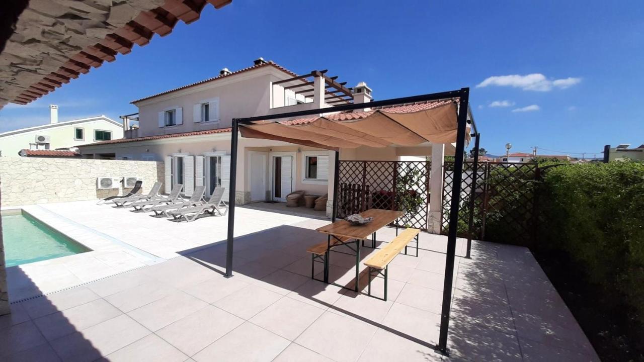 Spacious House In Aldeia Dos Pinheiros With Pool Azeitao Luaran gambar