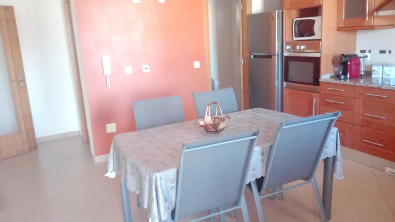 Spacious House In Aldeia Dos Pinheiros With Pool Azeitao Luaran gambar