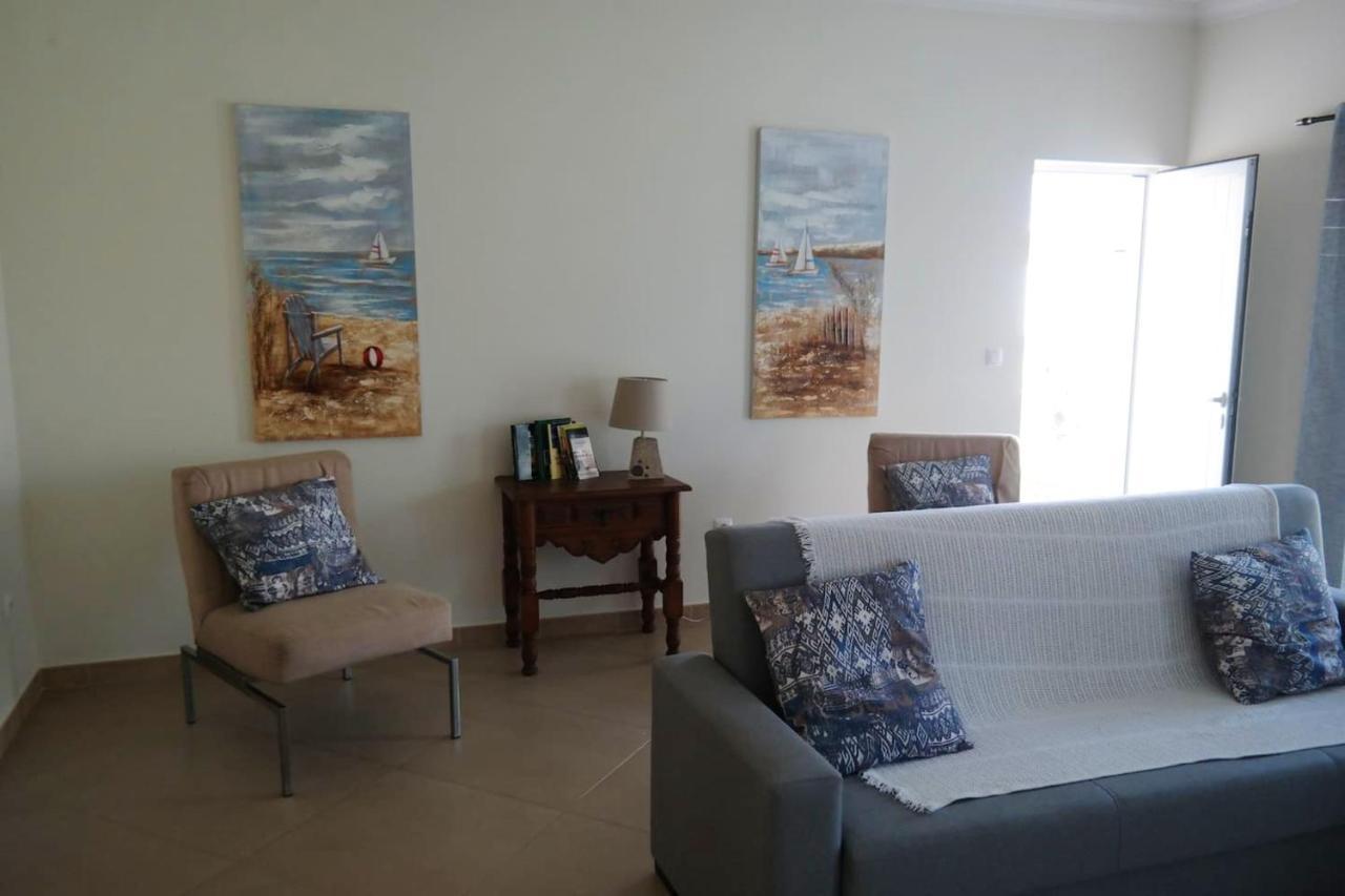 Spacious House In Aldeia Dos Pinheiros With Pool Azeitao Luaran gambar