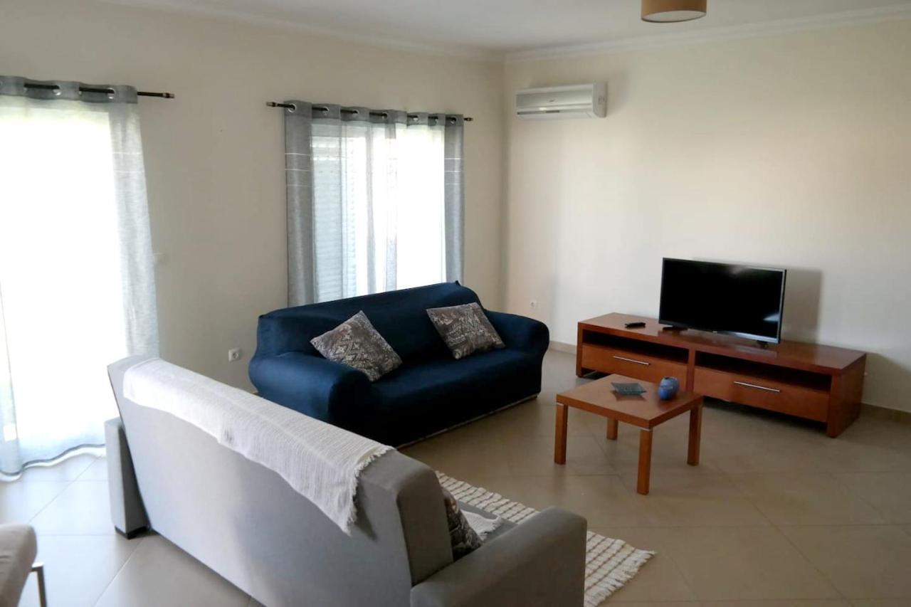 Spacious House In Aldeia Dos Pinheiros With Pool Azeitao Luaran gambar