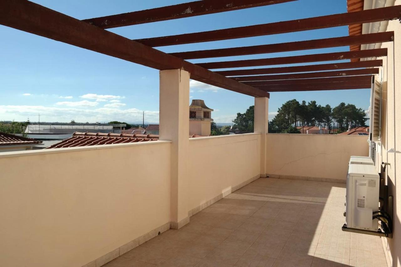 Spacious House In Aldeia Dos Pinheiros With Pool Azeitao Luaran gambar